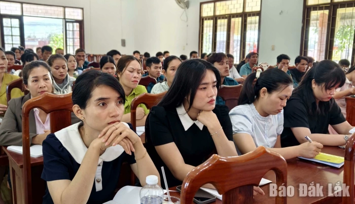 Cư Pui bồi dưỡng nhận thức về Đảng đợt III năm 2026 cho 63 quần chúng ưu tú