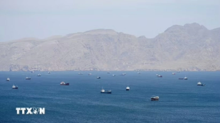 G7 yêu cầu mở lại hoàn toàn eo biển Hormuz
