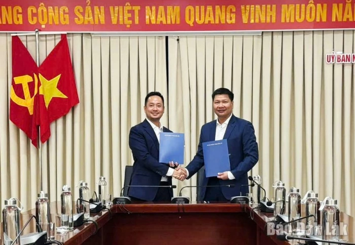 Ký kết triển khai dự án Khu dân cư nông thôn mới Hòa Thắng