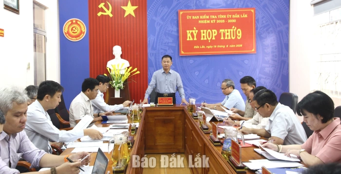 Thông cáo báo chí của Ủy ban Kiểm tra Tỉnh ủy