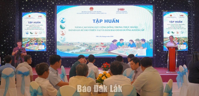 Tập huấn nâng cao năng lực cộng đồng trong thực hành đảm bảo dinh dưỡng khẩn cấp