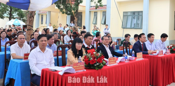 Đẩy mạnh khám sức khỏe định kỳ, quản lý sức khỏe toàn dân