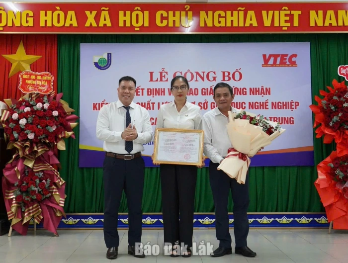 Trường Cao đẳng Công Thương miền Trung đạt chuẩn kiểm định chất lượng giáo dục nghề nghiệp