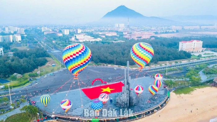 Từ không gian mạng đến động lực phát triển