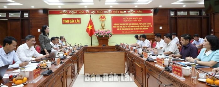 Hội đồng Dân tộc của Quốc hội làm việc với UBND tỉnh