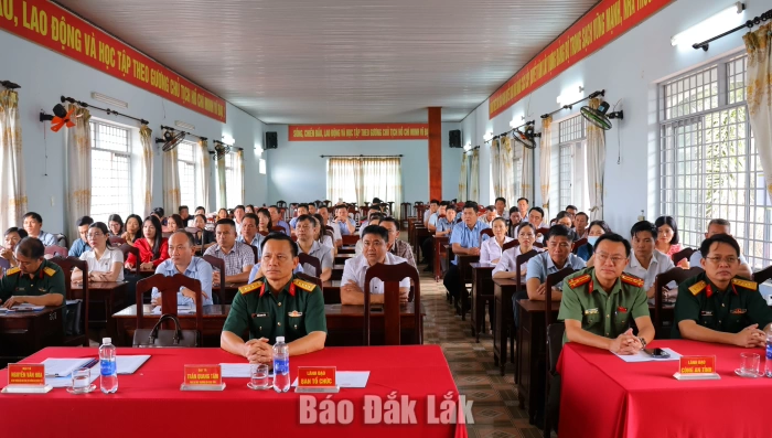 Khai mạc lớp bồi dưỡng kiến thức quốc phòng và an ninh đối tượng 3