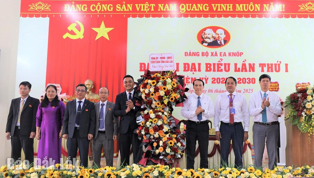 Xây dựng xã Ea Knốp phát triển toàn diện, bền vững