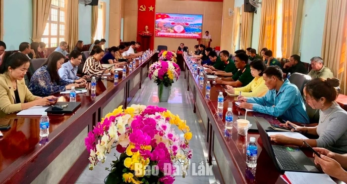 Đảng ủy xã Cư Pơng quán triệt các văn bản mới của Đảng