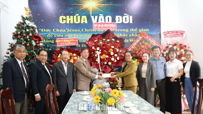 Thắt chặt khối đại đoàn kết toàn dân tộc