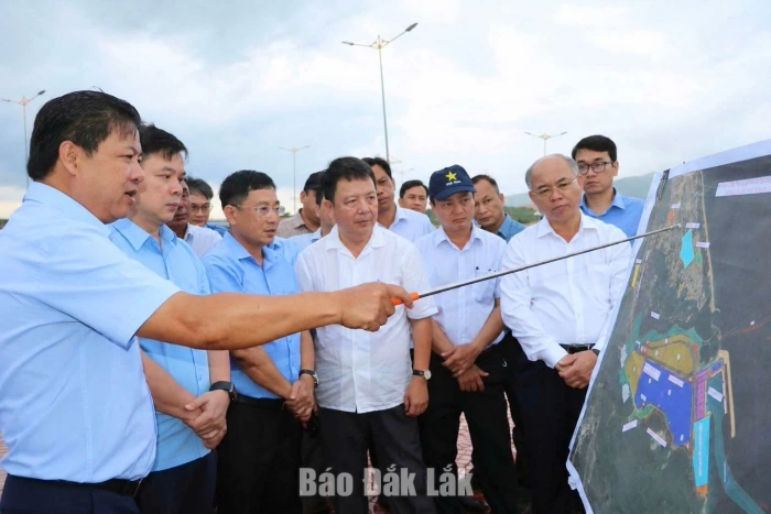 Từ hào khí Tháng Tám đến khát vọng vươn mình
