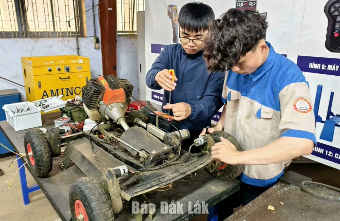 Trường Cao đẳng Đắk Lắk: Đẩy mạnh chuyển đổi số, tăng thời lượng thực hành trong đào tạo