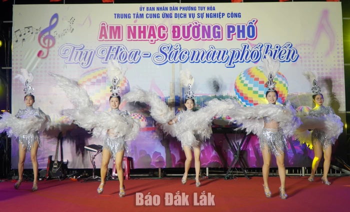 Khai mạc âm nhạc đường phố “Tuy Hòa - Sắc màu phố biển”