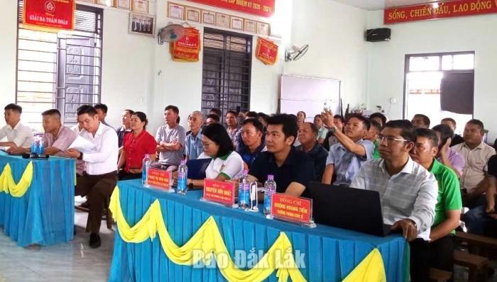 Ea Kiết ra mắt Chi hội nghề nghiệp trồng, chăm sóc sầu riêng bền vững