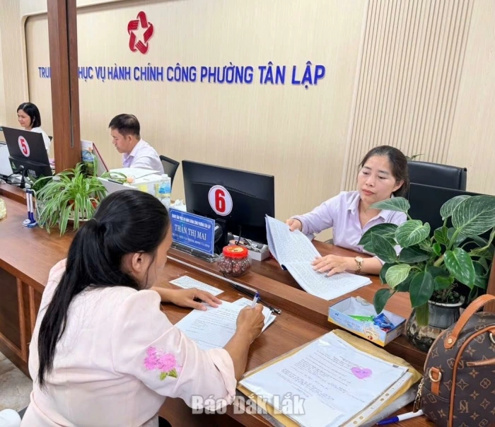 Siết chặt kỷ cương, xử lý nghiêm tình trạng nhũng nhiễu trong giải quyết thủ tục hành chính