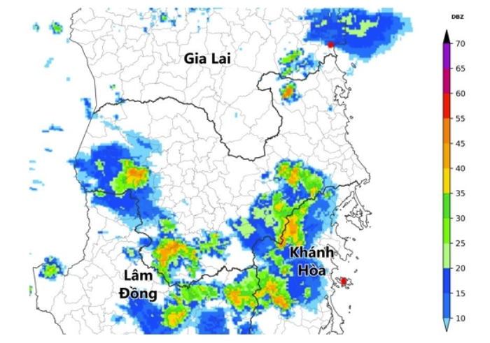 Cảnh báo mưa dông, lốc, sét và mưa lớn cục bộ trên địa bàn Đắk Lắk