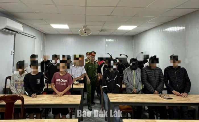 Ngăn chặn 26 thiếu niên mang hung khí đi giải quyết mâu thuẫn