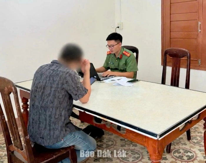 Công an phường Phú Yên xử lý một trường hợp bình luận thông tin sai sự thật trên mạng xã hội