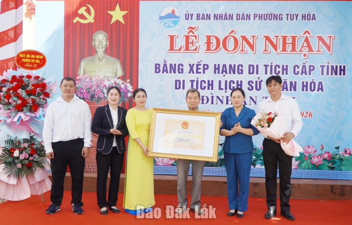 Đình An Tịnh đón nhận Bằng xếp hạng di tích cấp tỉnh