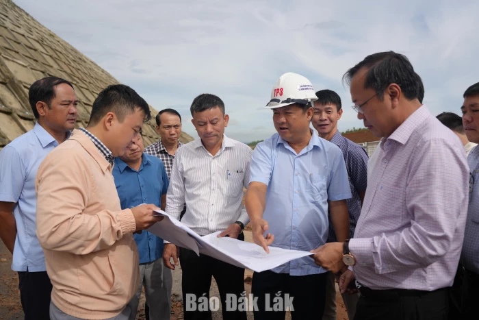 Bí thư Tỉnh ủy Lương Nguyễn Minh Triết khảo sát thực địa cao tốc Khánh Hòa - Buôn Ma Thuột