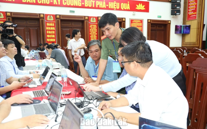 Xây dựng thế trận an ninh số