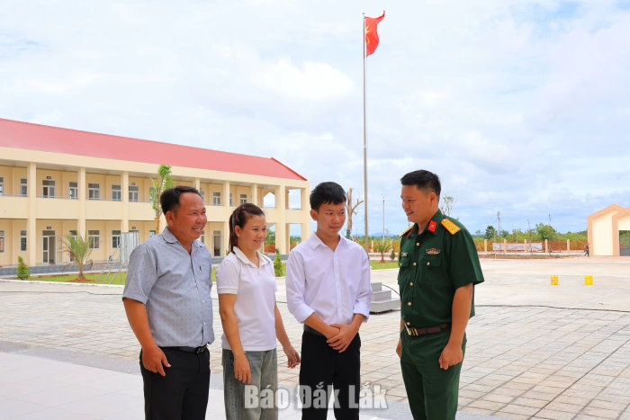 Hiệu quả công tác hướng nghiệp tuyển sinh quân sự