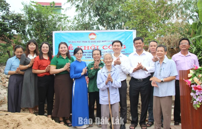 Khởi công xây dựng nhà Đại đoàn kết cho hộ cận nghèo tại xã Hòa Mỹ