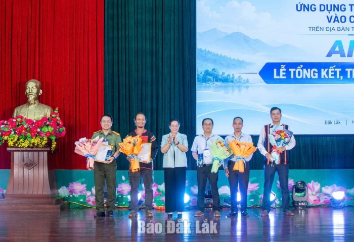 Award ceremony for the “AI for Life” contest