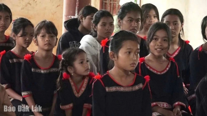 Xã Krông Búk: Tổ chức lớp truyền dạy đánh chiêng và nhạc cụ dân tộc