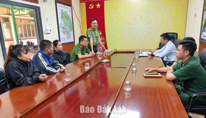 Xã Ea Drông tiếp nhận công dân trở về từ Thái Lan