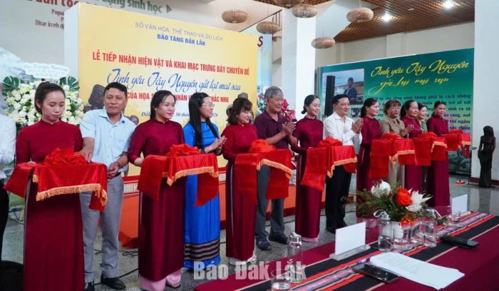 Trưng bày chuyên đề “Tình yêu Tây Nguyên gửi lại mai sau”