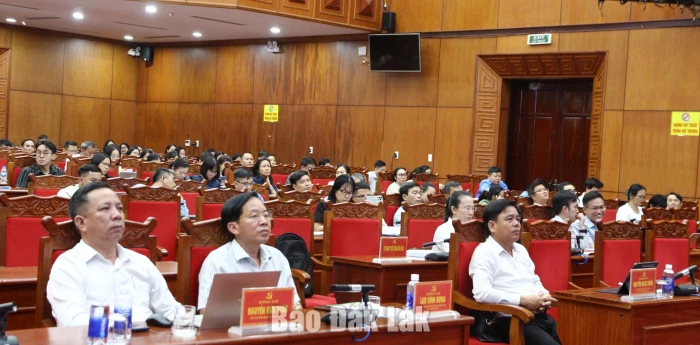 Tập huấn rà soát, hoàn thiện vị trí việc làm, xác định nhu cầu nhân lực và xây dựng phương án biên chế