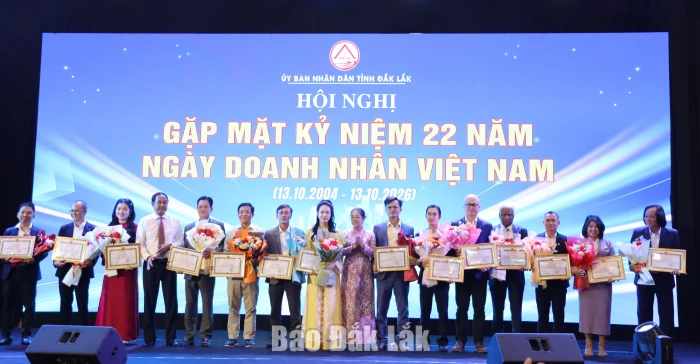 Doanh nghiệp là trung tâm, là động lực của phát triển