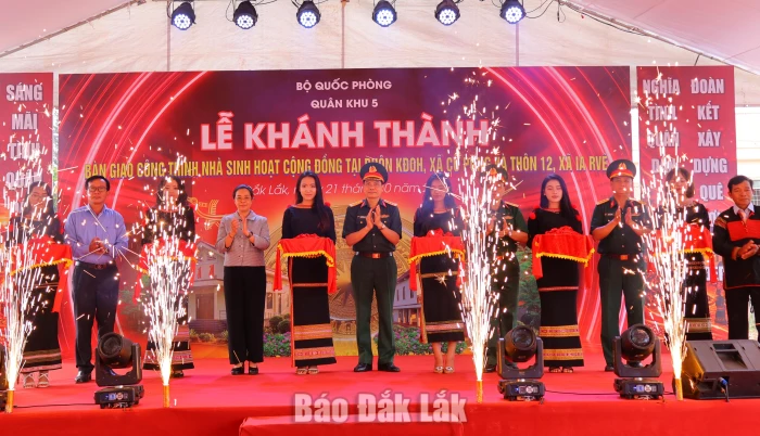 Quân khu 5 khánh thành 2 nhà sinh hoạt cộng đồng tại Đắk Lắk