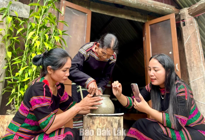 Cầu nối giúp phụ nữ tự tin, phát huy năng lực