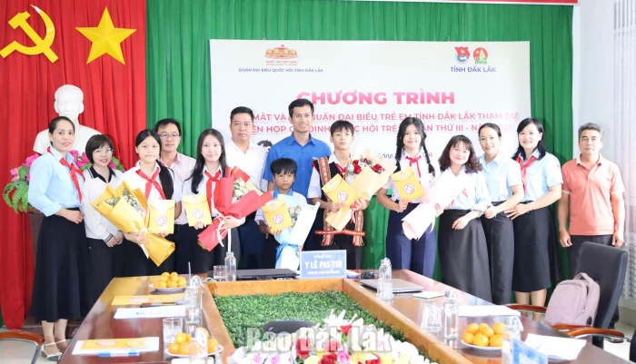 Gặp mặt, tập huấn đại biểu trẻ em tham gia phiên họp giả định “Quốc hội trẻ em” năm 2026