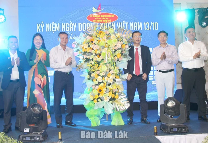 Hội Doanh nhân trẻ tỉnh tôn vinh các tập thể, cá nhân tiêu biểu