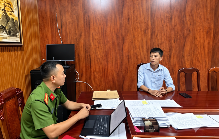 Công an phường Ea Kao hỗ trợ hoàn trả 500 triệu đồng chuyển nhầm
