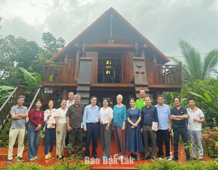 Nơi những nếp nhà kể chuyện