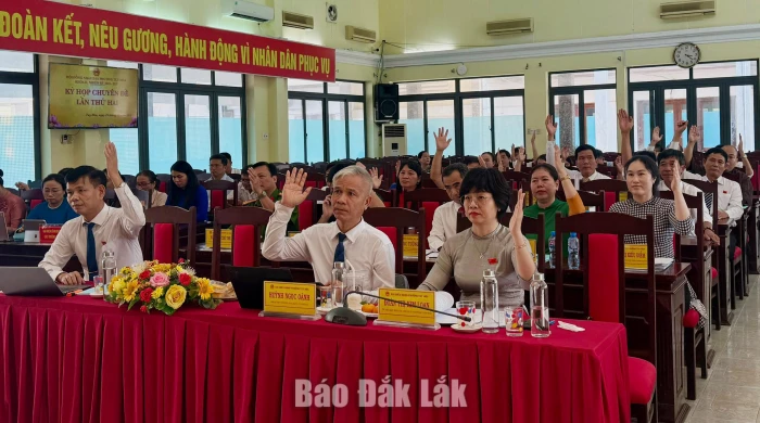 HĐND phường Tuy Hòa thông qua 6 nghị quyết