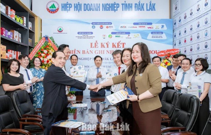 Hoàn thiện thể chế, giải phóng nguồn lực cho kinh tế tư nhân 