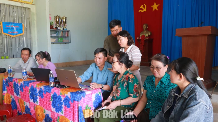 Ea Păl đẩy nhanh chuyển đổi số trong công tác Đảng