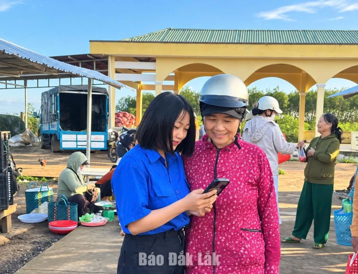 Xã Vân Hòa: Đưa tiện ích số đến gần người dân