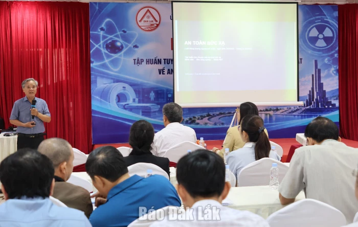 Tập huấn các văn bản quy phạm pháp luật về an toàn bức xạ và hạt nhân