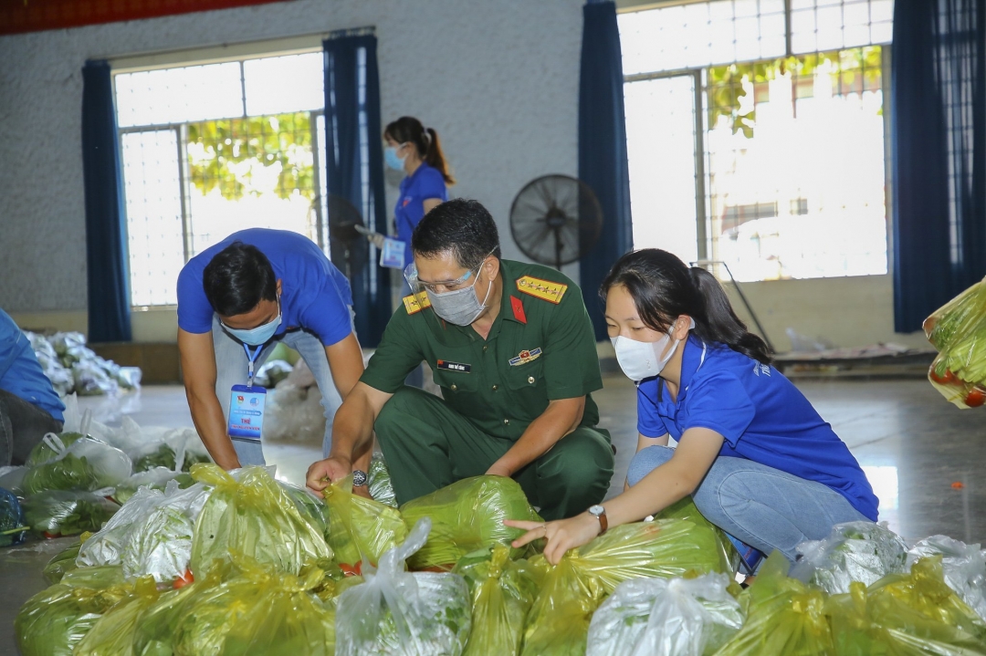 Các cơ quan, đơn vị chuẩn bị hàng quá thực hiện Siêu thị 0 đồng hỗ trợ người gặp khó khăn do dịch bệnh