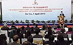 Thủ tướng Nguyễn Tấn Dũng phát biểu tại Lễ ra mắt             Ảnh: T.L