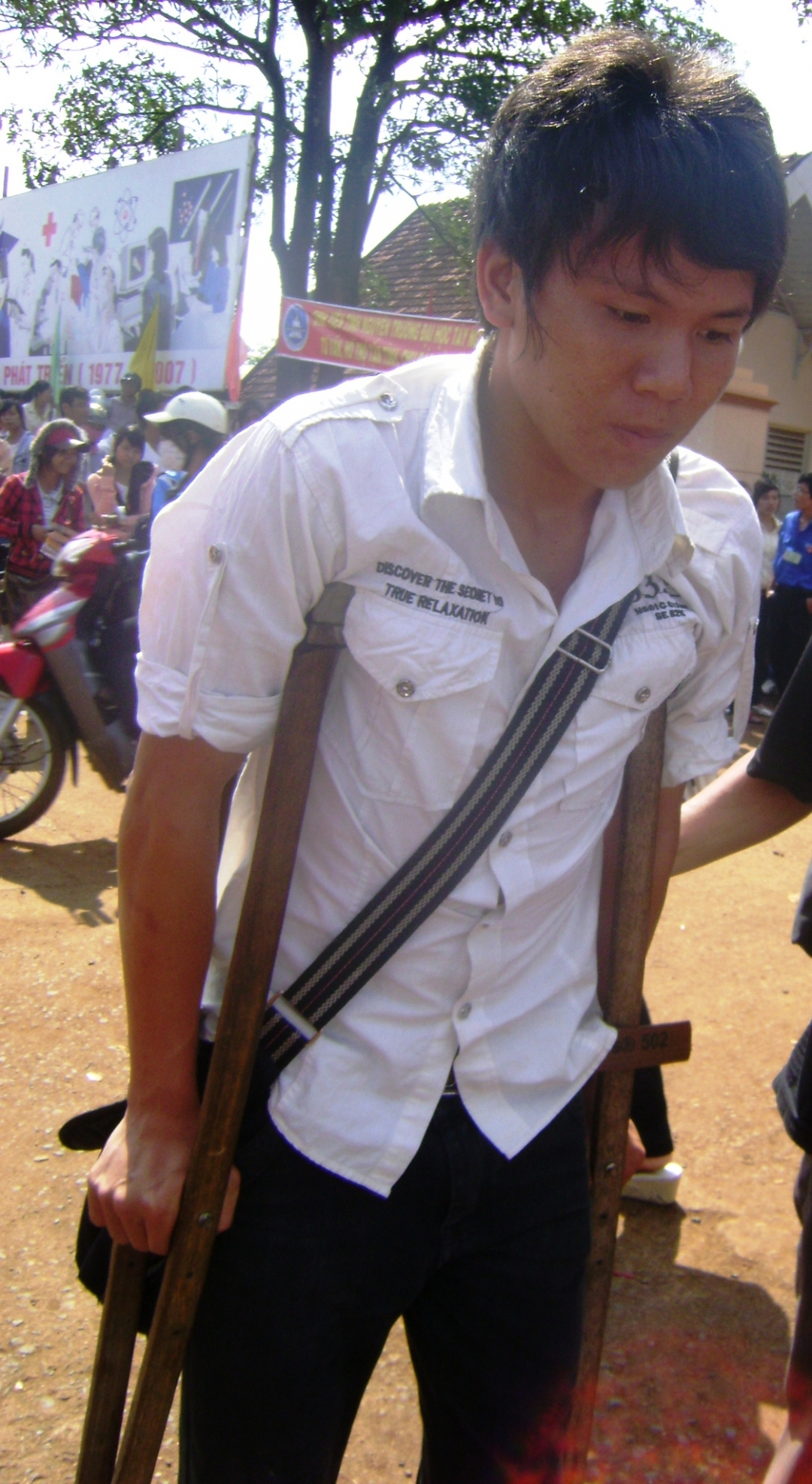 em Nghia.jpg
