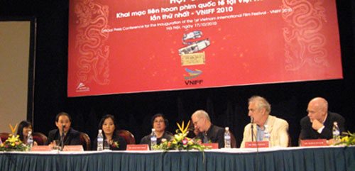 Thành viên Ban Giám khảo LHP