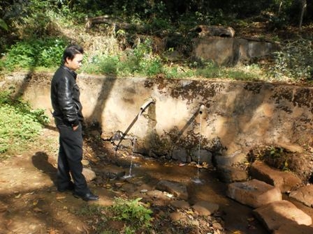 Bến nước của người dân buôn Tring 2 luôn được dọn vệ sinh sạch sẽ.