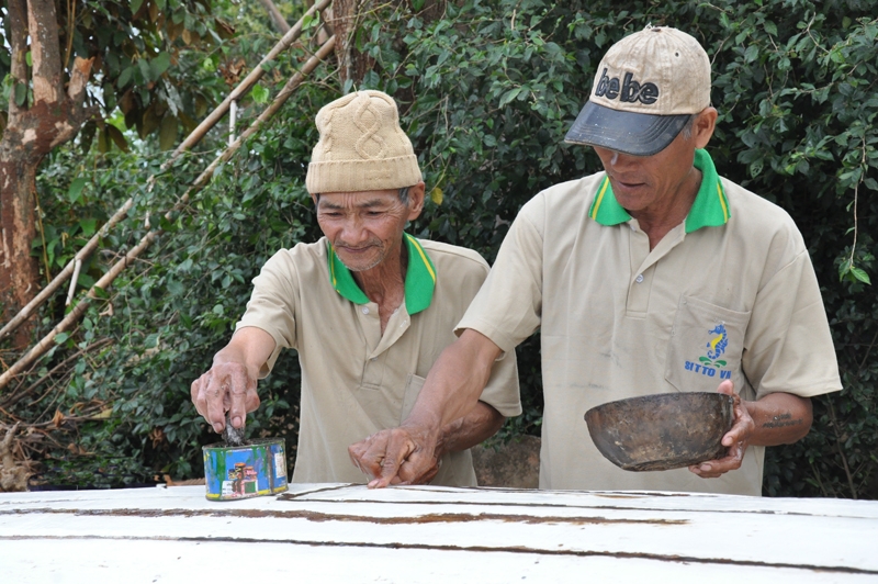 Việc trám lại thân thuyền ông Lê Tánh không tin tưởng