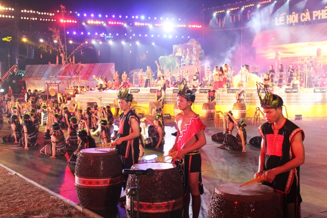 Âm vang nhịp trống...